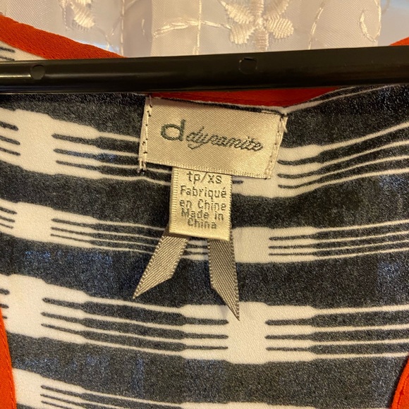 Patterned tank - Picture 2 of 2